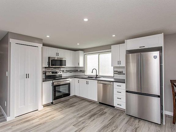 4th image of 5344 76th St #30