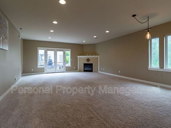 4th image of 14402 NE 22nd Ave