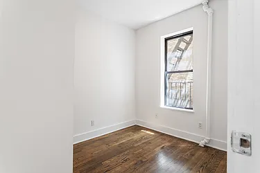 Rented by Safdie Realty Group