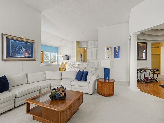 5th image of 9205 N Campbell Ct
