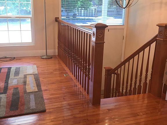 3rd image of 7230 S Jonathan Cir
