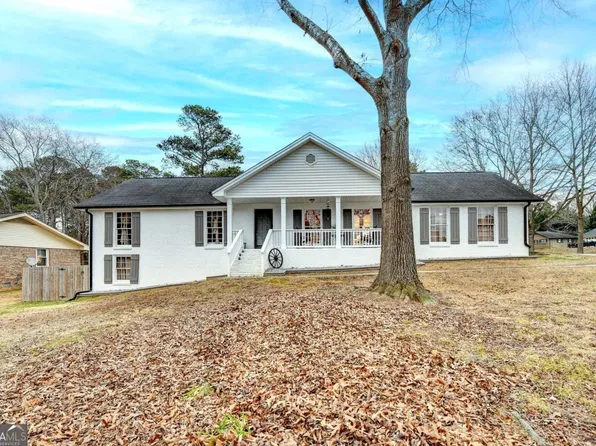 2136 Briarwood Ct, Snellville, GA 30078