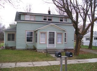611 Duncan Ave, Cheboygan, MI 49721