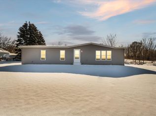4525 Dixon Rd, Caro, MI 48723