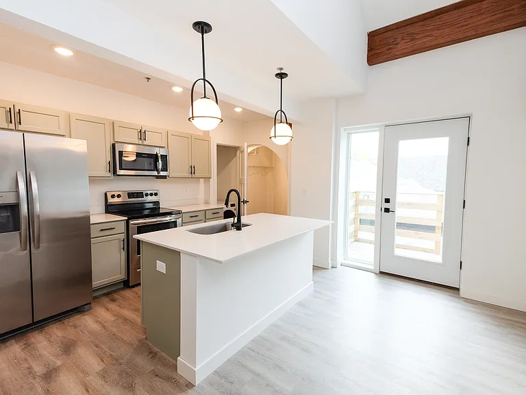 Mission Lofts — Photo 81