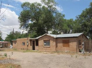 1176 Gatewood Ave SW, Albuquerque, NM 87105