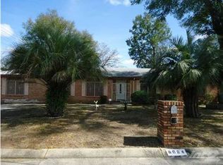 8048 Charter Oaks Dr, Pensacola, FL 32514