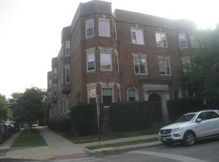 903 W Dakin St #2W, Chicago, IL 60613