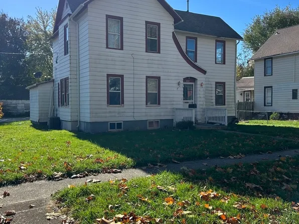 222 E North St, Pontiac, IL 61764