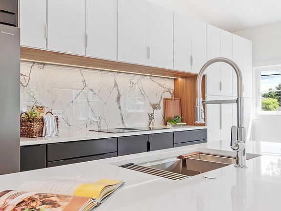 5th image of 58 Neillian St #58