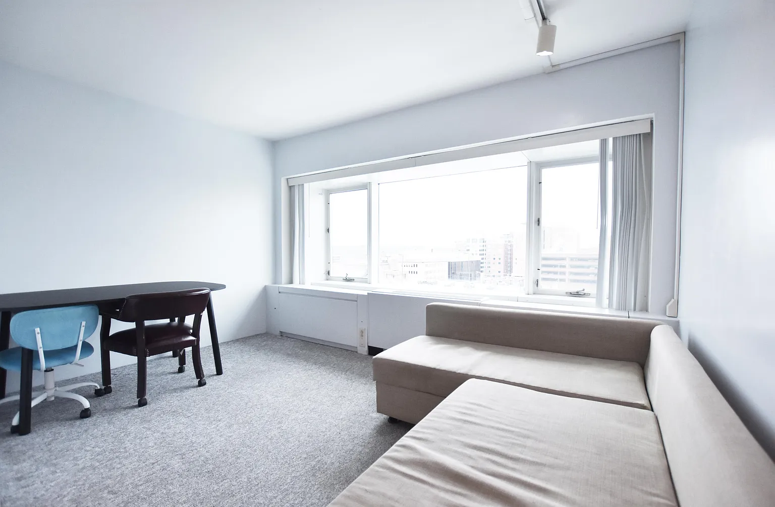 555 E William St APT 8F photo 1