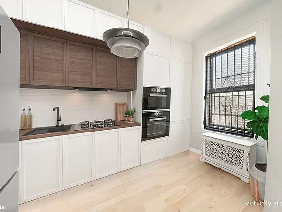 3rd image of 159 Garfield Pl APT 4L