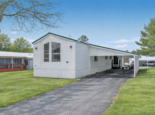 39 Valley Dr, Great Valley, NY