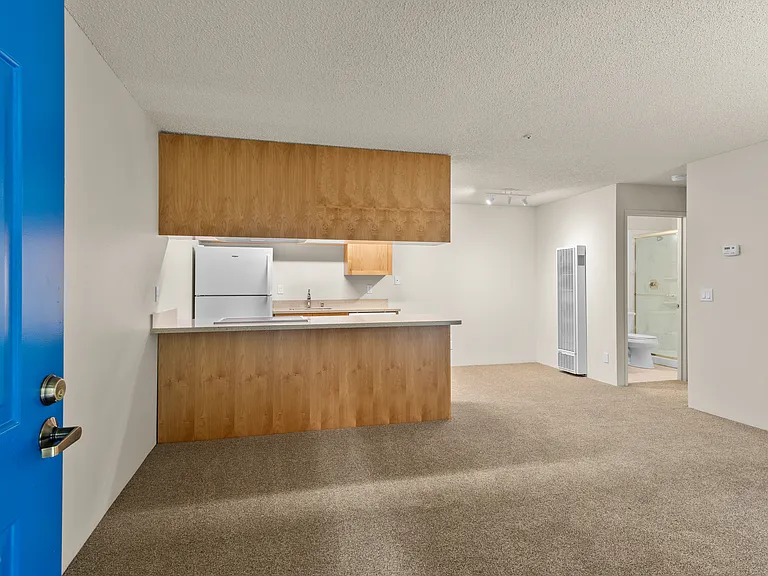 Coddingtown Mall Apartments — Photo 21