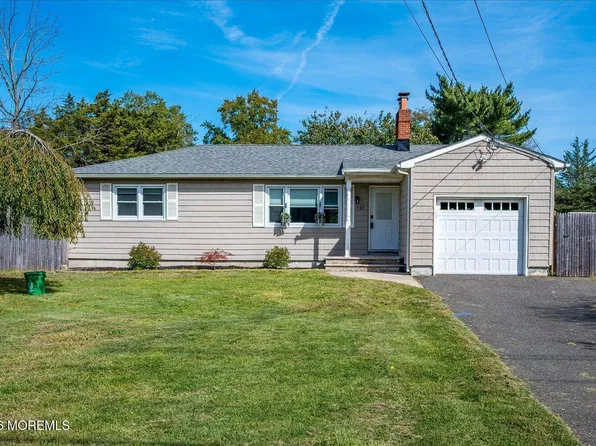 737 Brookside Drive, Toms River, NJ 08753