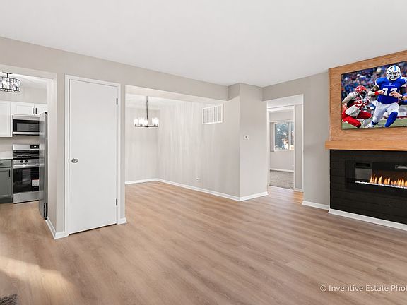 4th image of 4819 W 109th St #3103