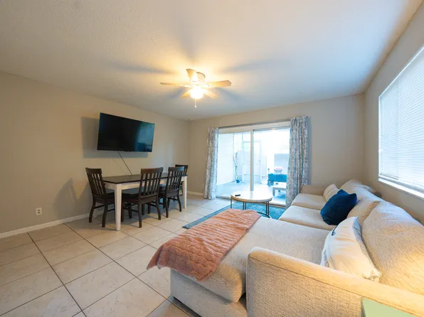 835 7th Ave S, Jacksonville Beach, FL 32250