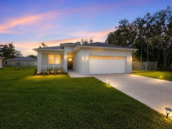 2118 W Hampshire Blvd, Citrus Springs, FL 34434