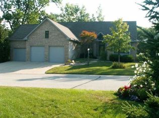 7178 Oakenshaw Dr, Fishers, IN 46038