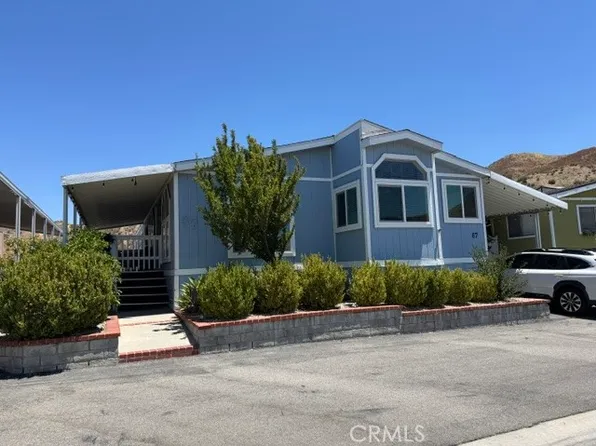 30000 Sand Cyn Unit 67, Canyon Country, CA 91387