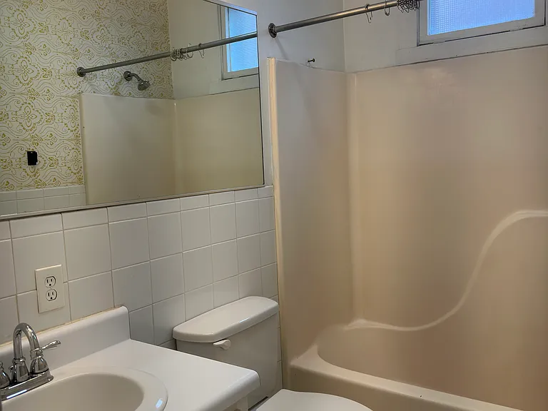 2505 W Main St #3 — Photo 10