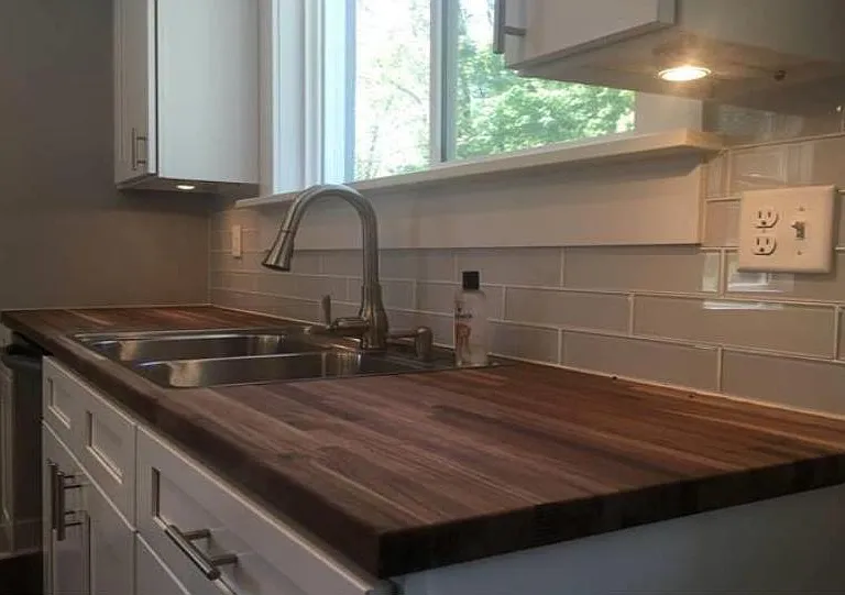 696 Main St — Photo 11