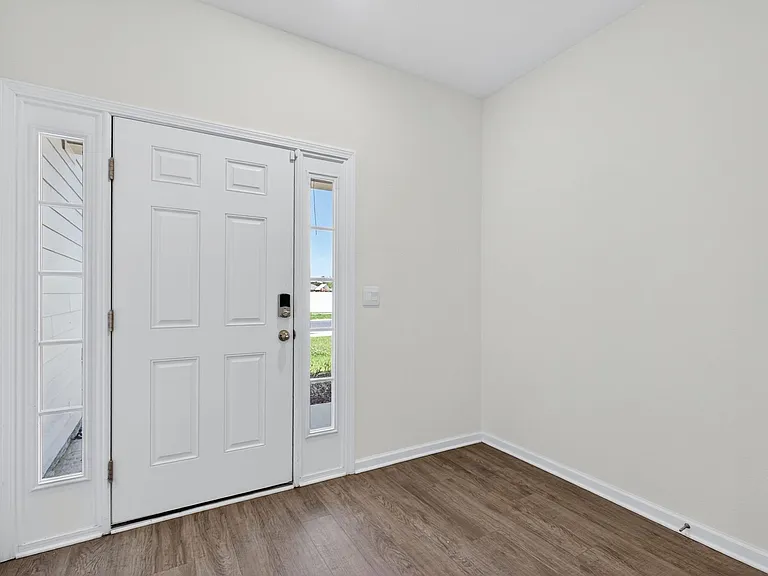 2283 Shady Breeze Ln — Photo 8