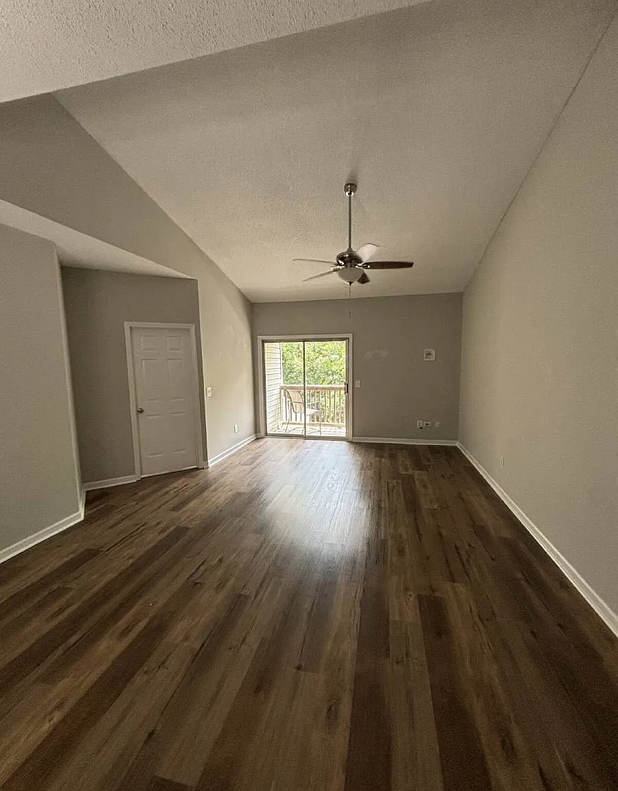 731 Bragg Dr E in Wilmington, NC 28412 — Photo 4