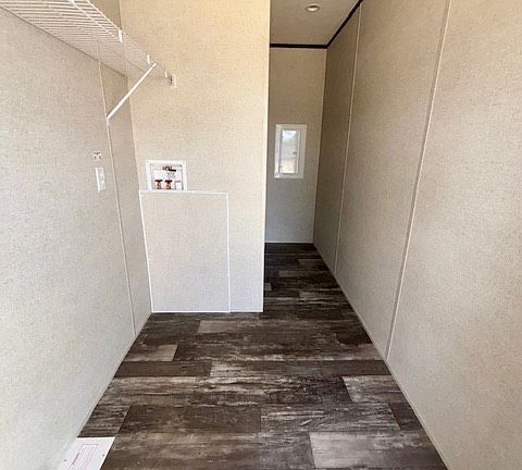 4th image of 1328 Gary St