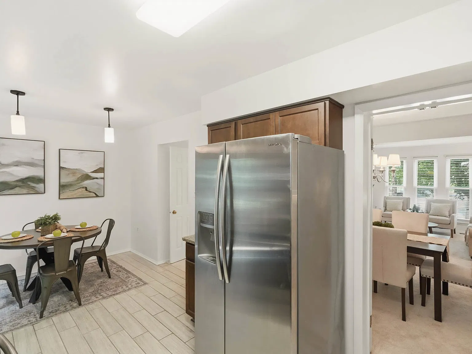 4 bed, 2.5 bath, 1936 sqft, $2,800 — Photo 4