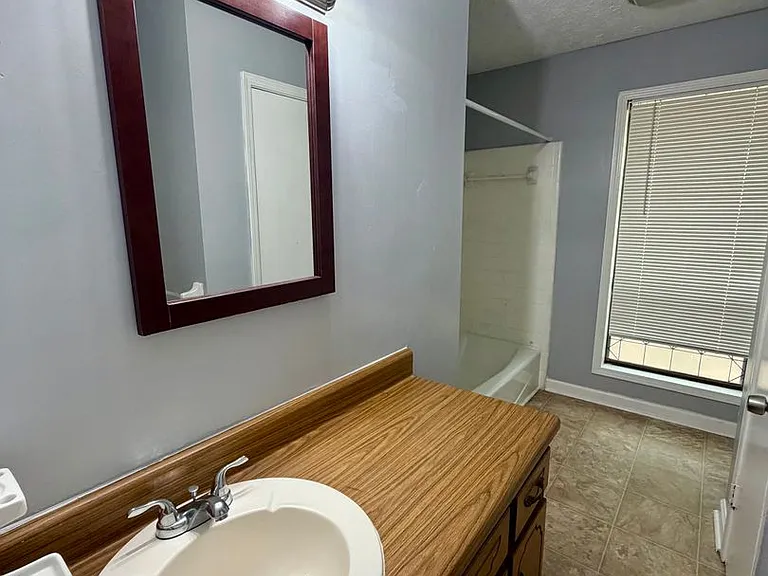 7670 Glen Devon Rd — Photo 25