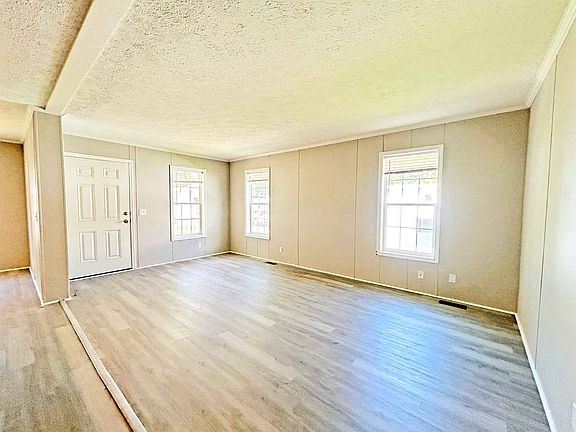3rd image of 7055 Quarry Rd #145