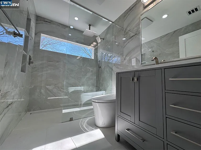 8 Dohrman Ave — Photo 12