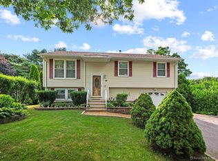 97 Celentano Dr, Naugatuck, CT 06770