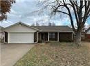 3105 Turner St, Ponca City, OK 74604