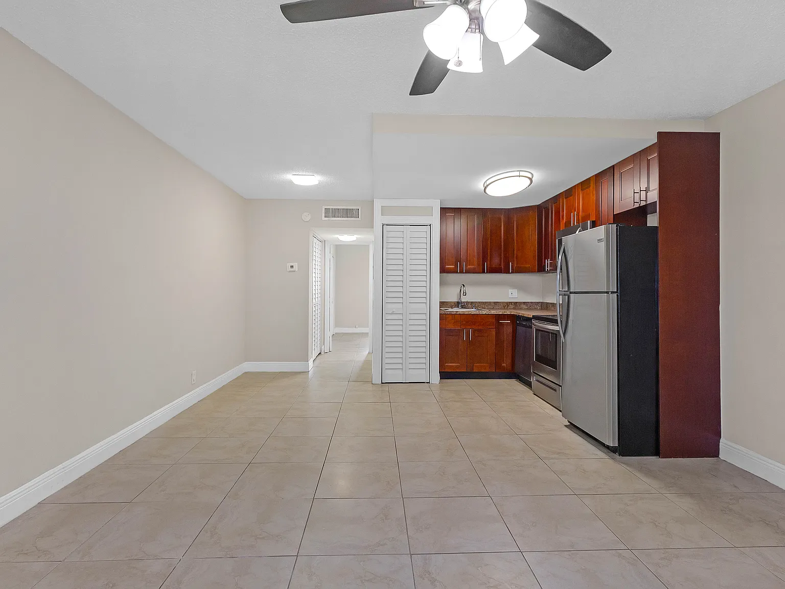 1 bed, 600 sqft, $1,700 — Photo 2