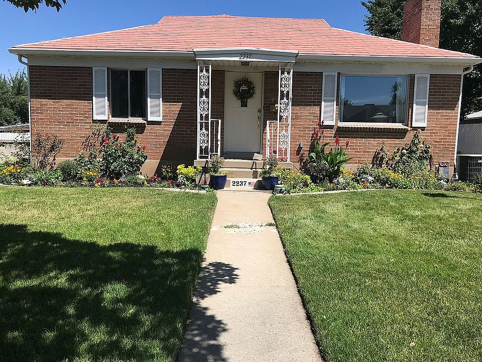 1st image of 2237 E Garfield Ave