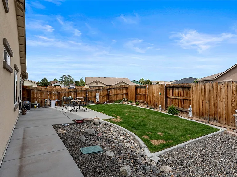 1176 Mallard Crest Dr — Photo 15