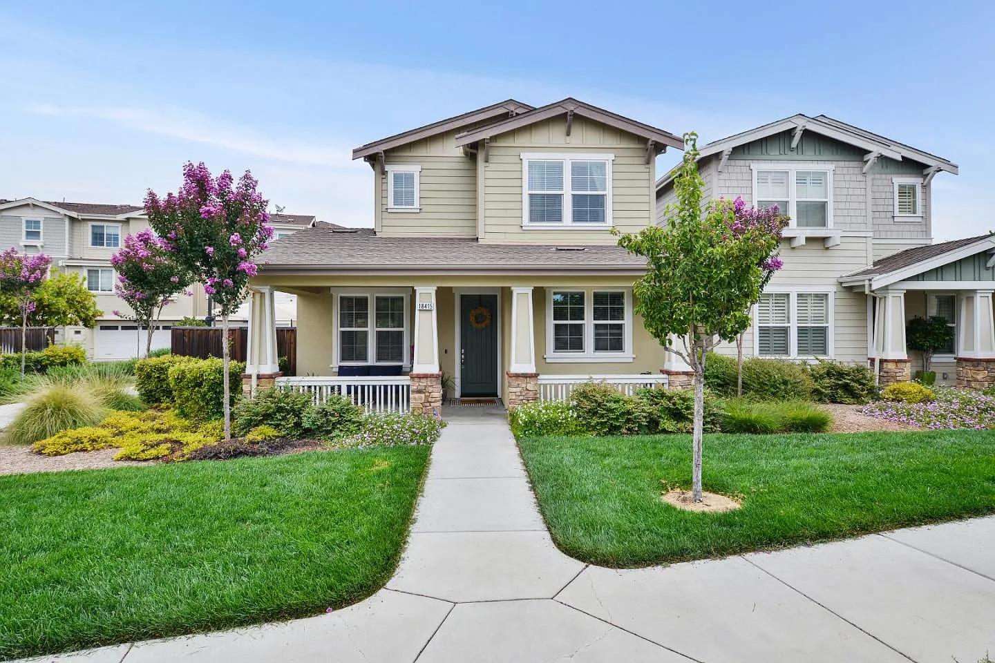 18415 Emerald Ln photo 1