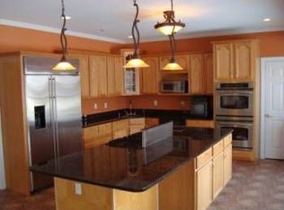 31253 Old Office Rd, Locust Grove, VA 22508