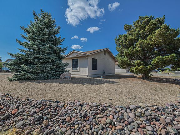 5th image of 7960 E Las Flores Ave