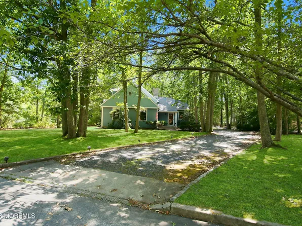 34 Laurelwyck Drive, Waretown, NJ 08758