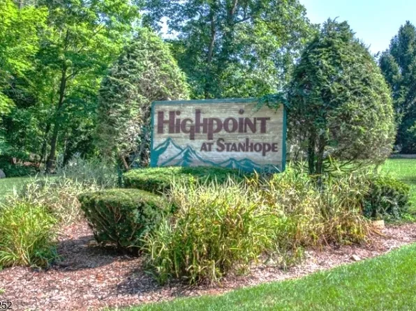 16312 DELL PL. BLDG 16 #312, Stanhope Boro, NJ 07874