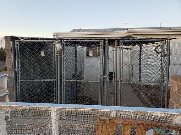 5th image of 7560 N Boundary St
