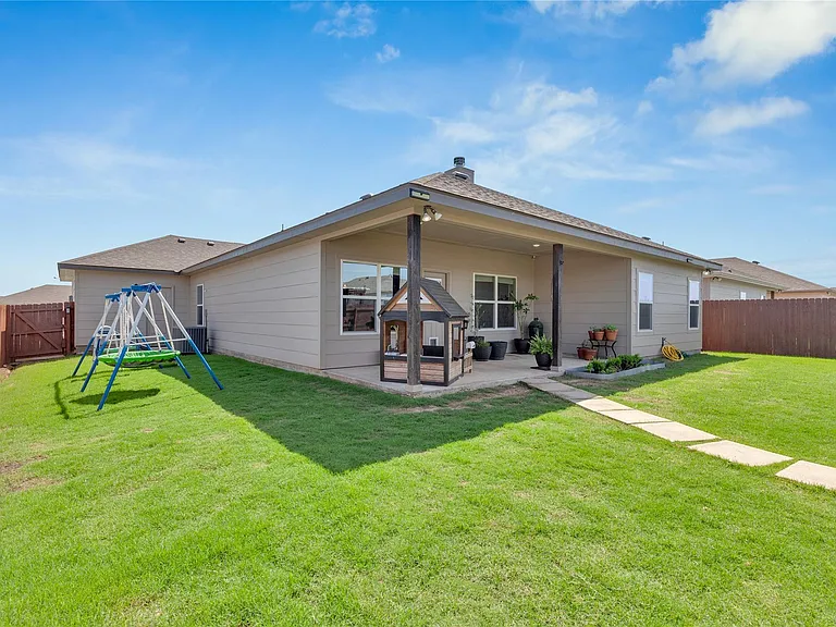 8508 Glade Dr — Photo 37