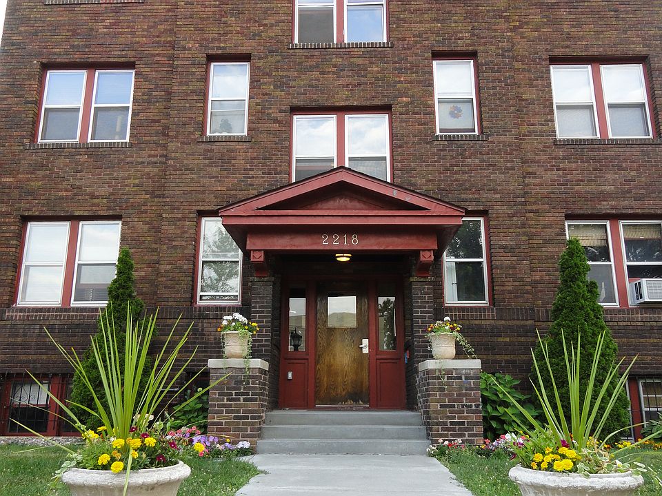 1st image of 2218 Nicollet Ave APT 6