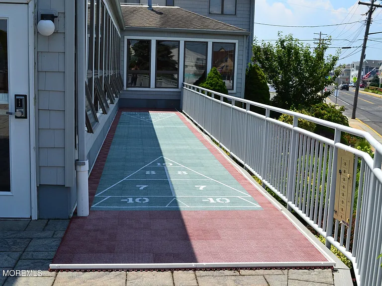 900 Ocean Ave #29 — Photo 18