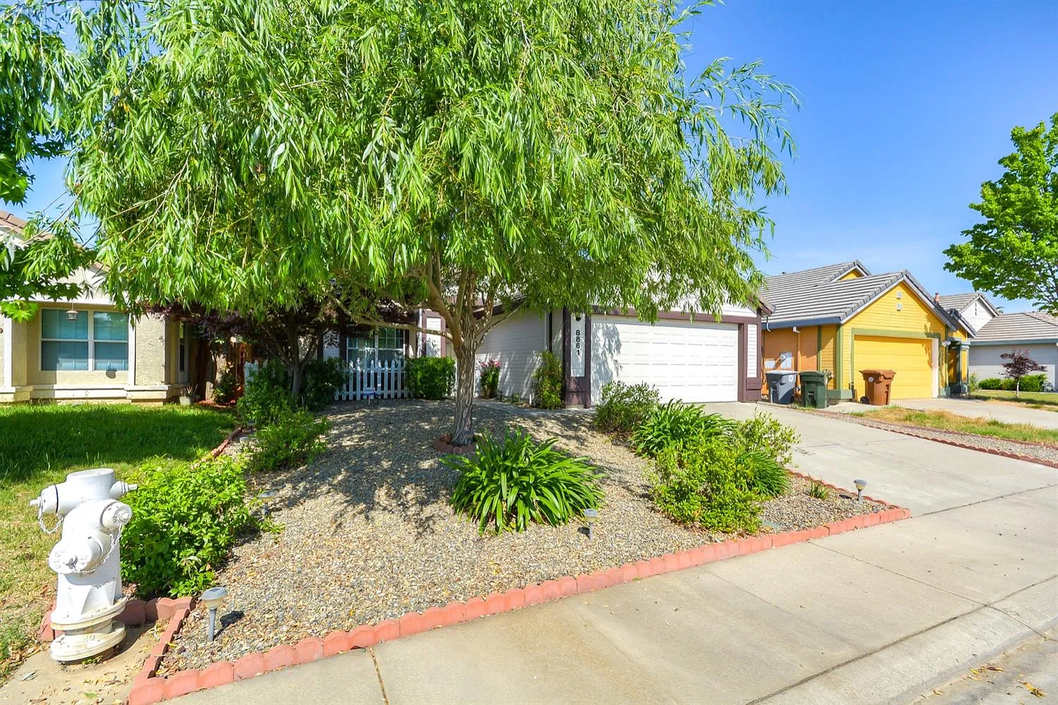 8861 Apricot Woods Way photo 1