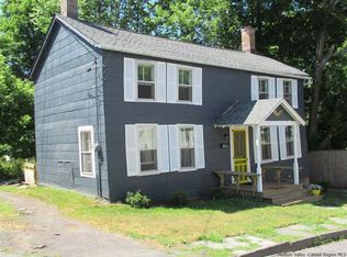 28 Clermont St, Saugerties, NY 12477