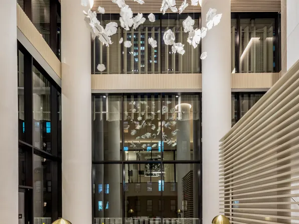 138 East 50th Street image 18 of 26